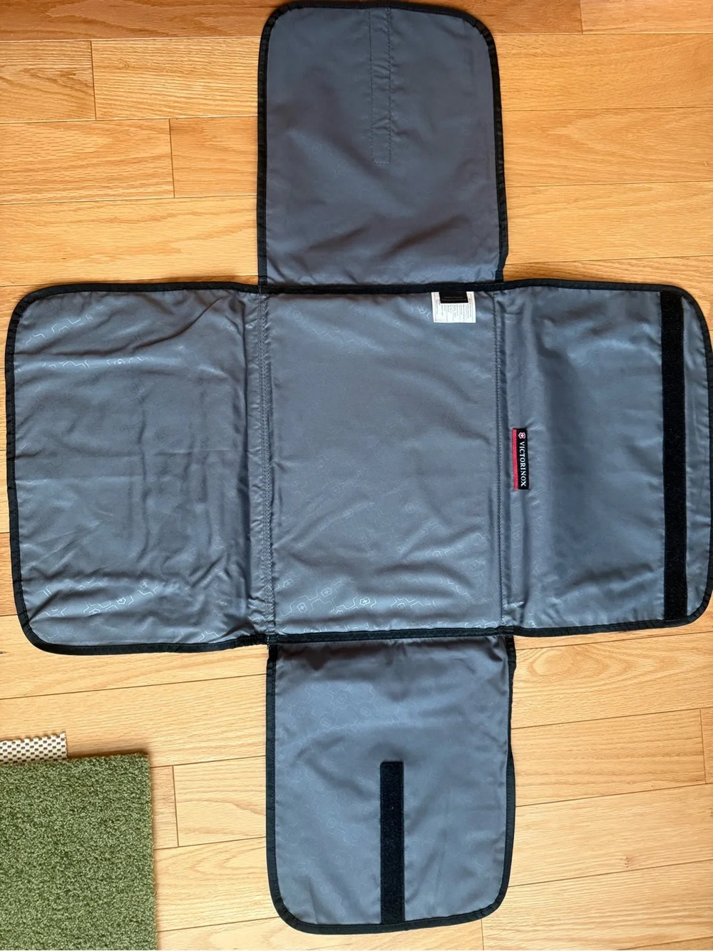Victorinox sleek garment